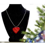 Χειροποιητο κολιε Γουρι 2026, με καρδια απο πολυμερη πηλο και υγρο γυαλι σε μαυρο κορδονι - Image 5