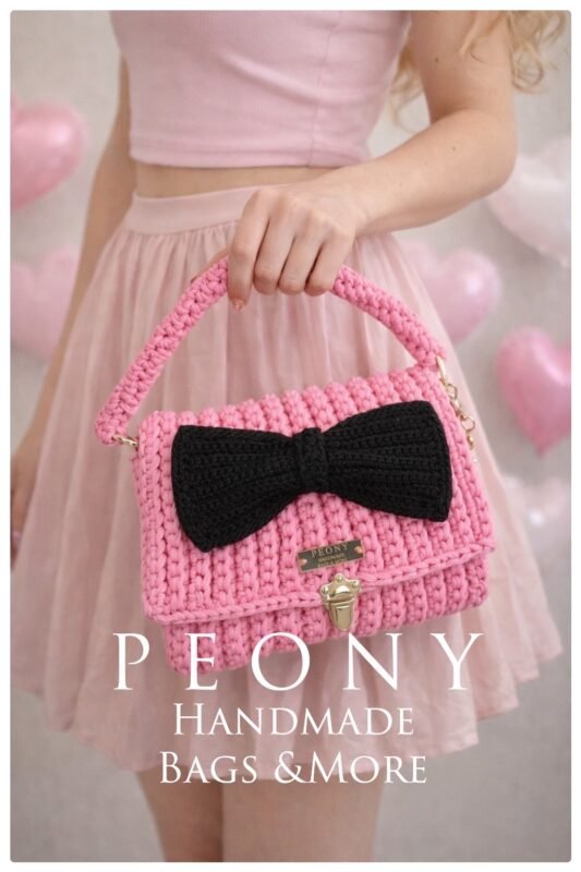 Χειροποίητη τσαντα ροζ με φιογκο