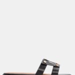 Flat Σανδάλια με Διακοσμητικά Τρούκς - Μαύρο