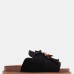 Flat Σανδάλια με Κρόσσια & Διακοσμητικές Χάντρες - Μαύρο