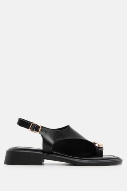 Flat Σανδάλια με Μεταλλική Λεπτομέρεια - Μαύρο