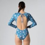 Long-sleeved surf suit Round open back