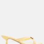 Mules με Χιαστί Λουράκια & Μεταλλική Λεπτομέρεια - Κίτρινο