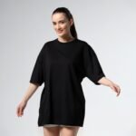 Crew neck  Drop shoulders  Oversized fit  100% organic cotton 