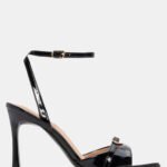 Πέδιλα με Διακοσμητικό Λουράκι & Μπαρέτα - Μαύρο