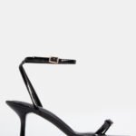 Πέδιλα με Χιαστί Μπαρέτα & Τόκα - Μαύρο