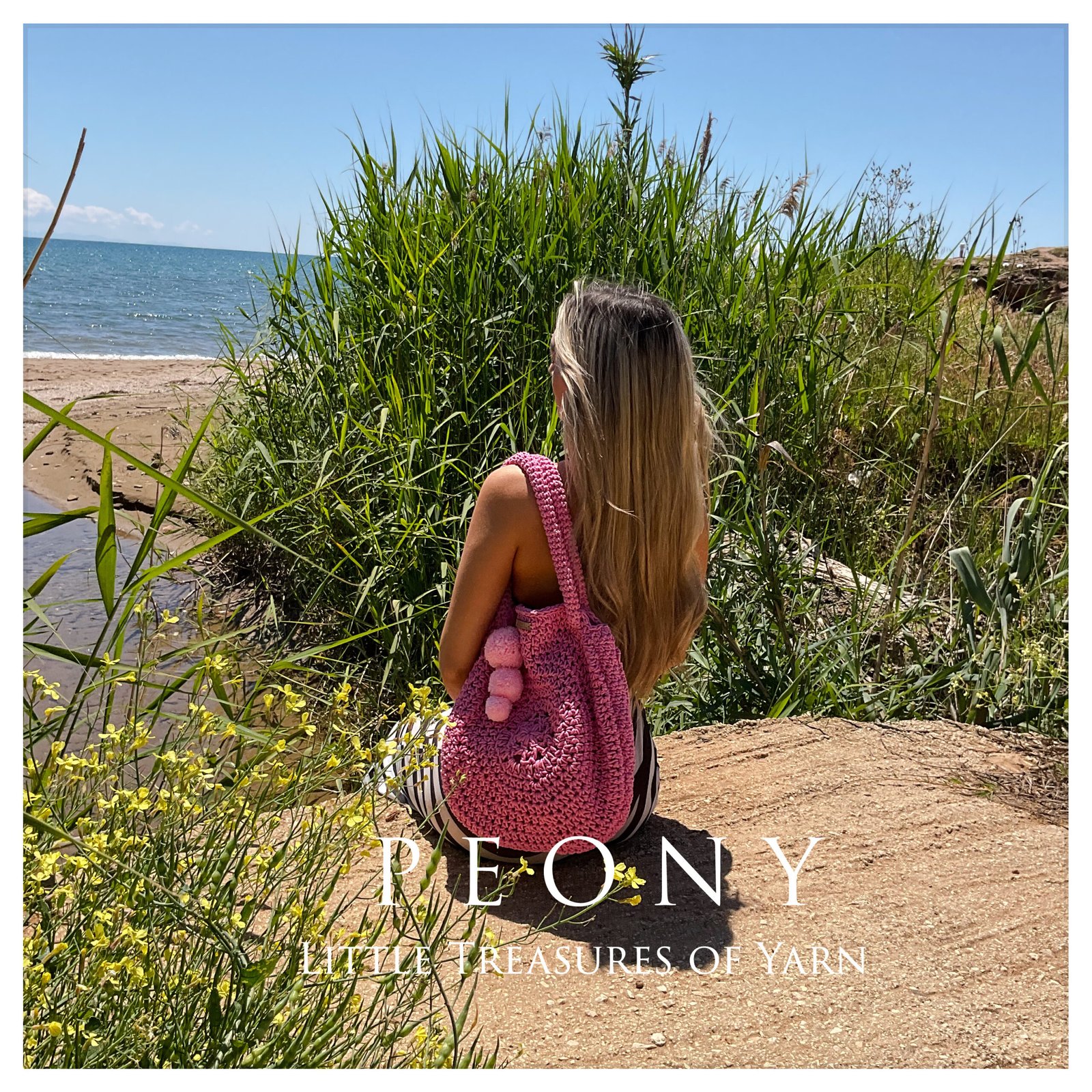 Big round pink bag with pon pon Big round pink bag with pon pon