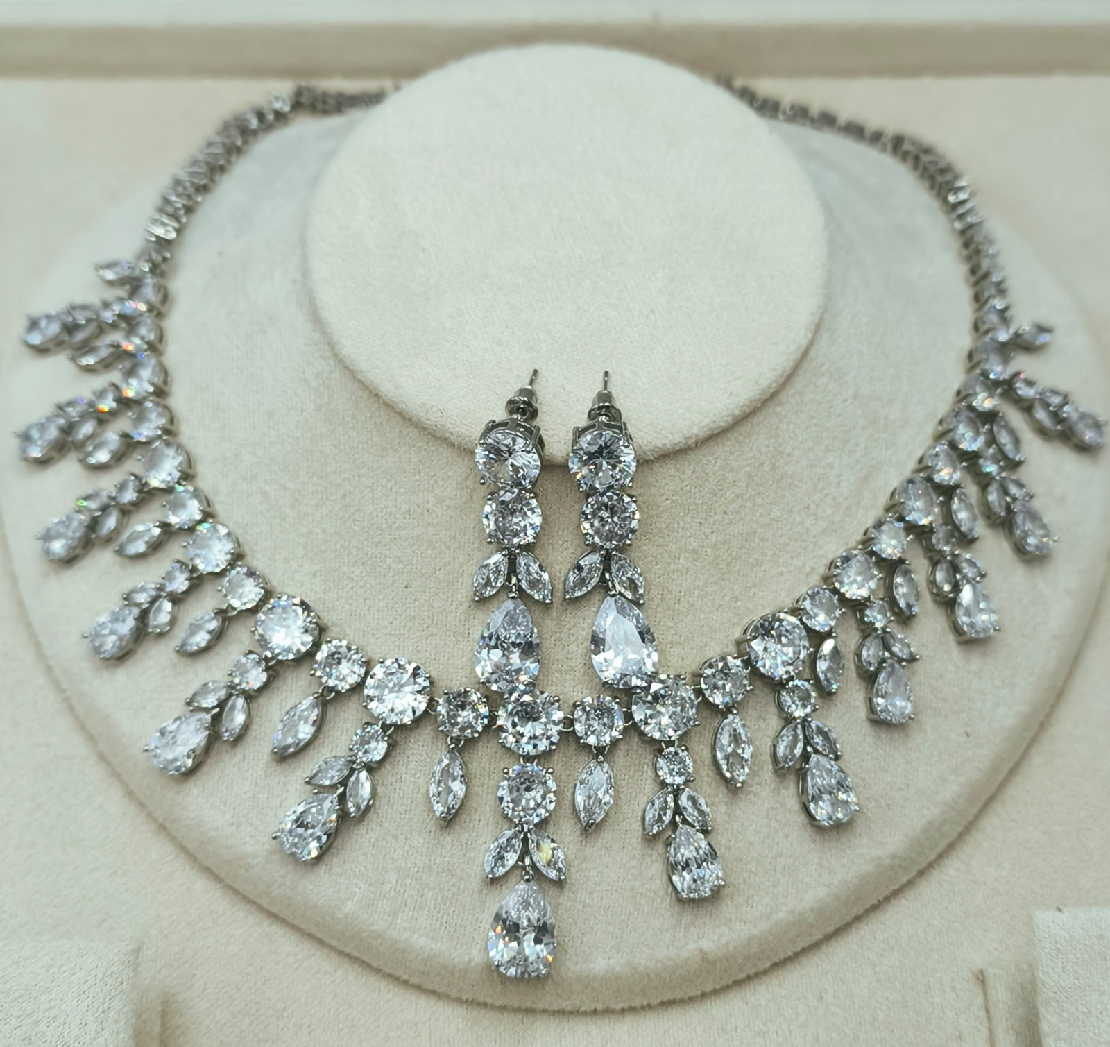 IMG_20260313_095518 Σετ νυφικό Κοσμημάτων Ζιργκόν '' Briallant '' - Image 1