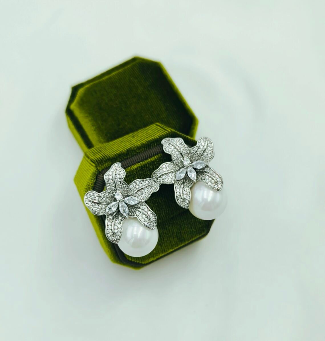 cropped-IMG_20260225_145423.jpg ''Satin Dream'' σκουλαρίκια νυφικά ασημένια - Image 1