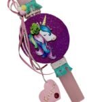 Λαμπάδα πλακέ ροζ με κρεμαστό διακοσμητικό με μονόκερο και όνομα ( 30 χ 3 εκ.) - Image 2