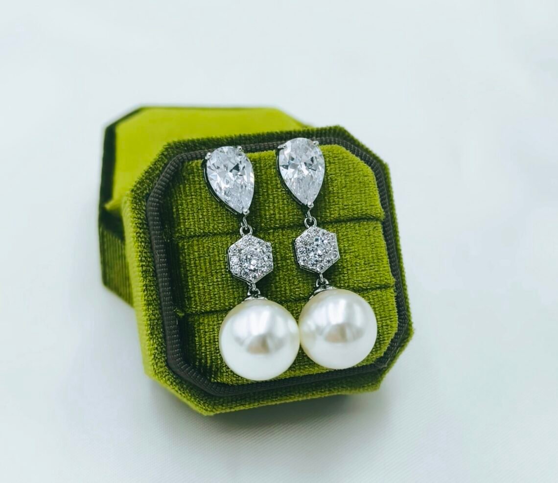 cropped-IMG_20260218_180319.jpg " Shiny" νυφικά σκουλαρίκια ασημένια με πέρλα - Image 1