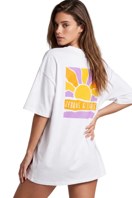 T-shirt Sun Oversized White ρούχο της Zebras & Libras