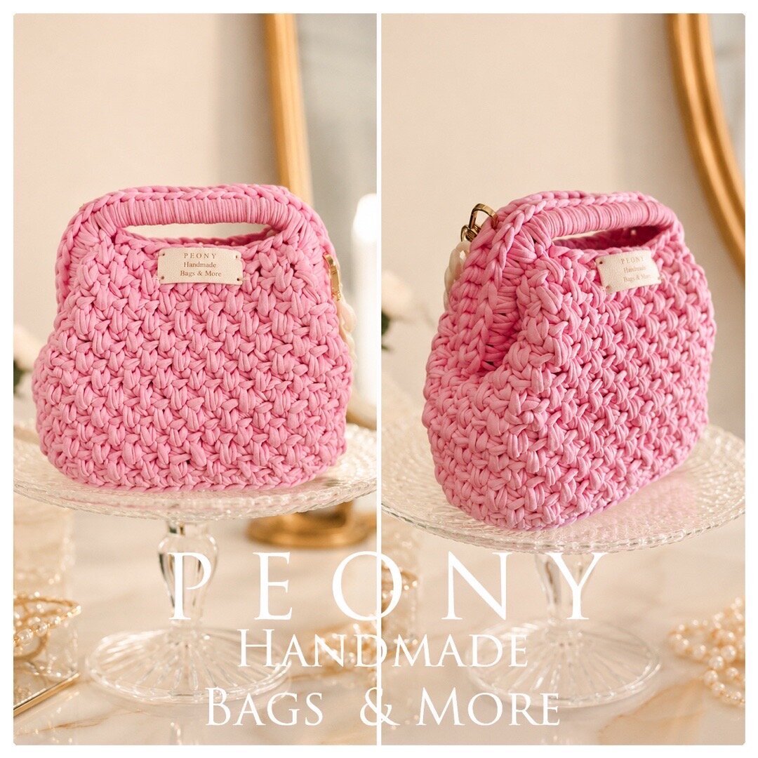 Pink handbag Pink handbag