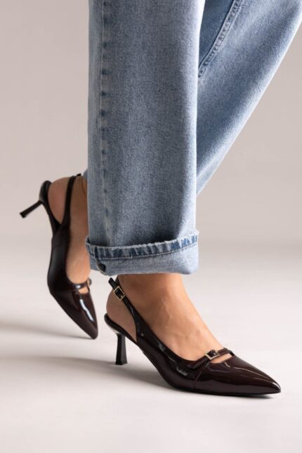 Γυναικεία slingback TFP Γόβες slingback με kitten heel – 520 – Brown Patent The Fashion Project